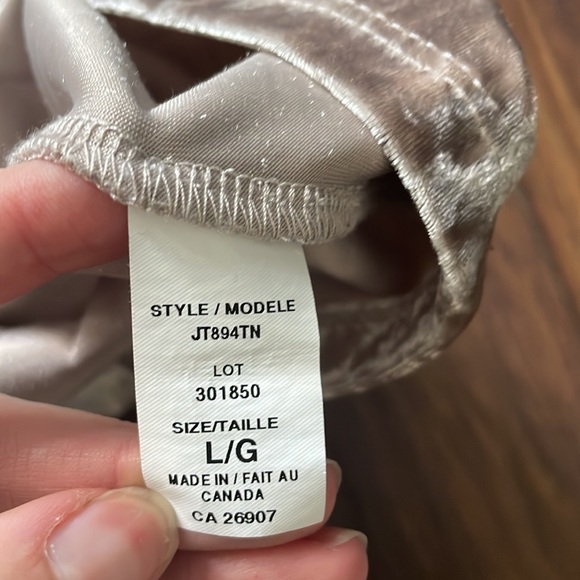 Velvet Sleeveless Top Large - Picture 4 of 5